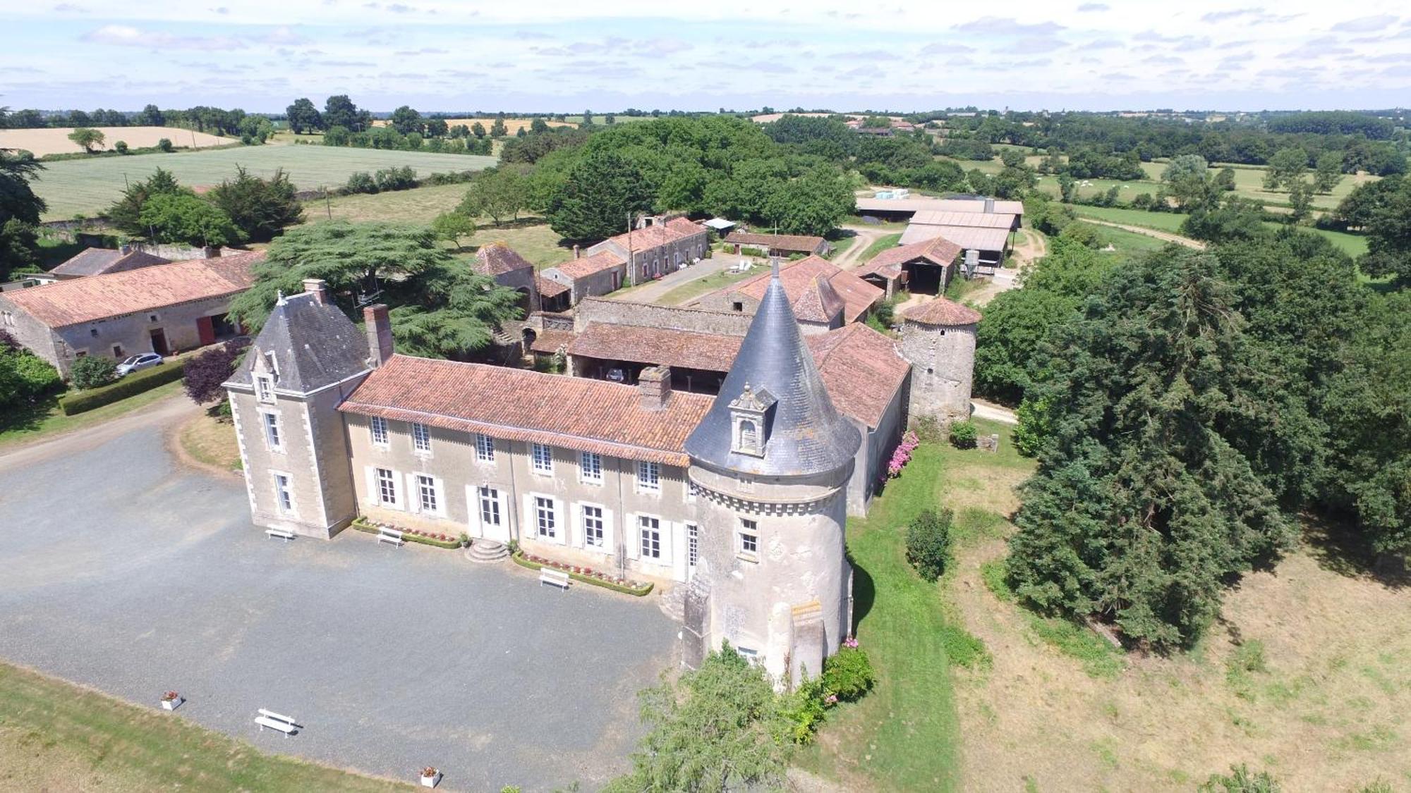 Manoir De Ponsay Villa Chantonnay Bagian luar foto